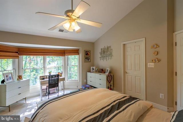 2519 GADSBY PL, Alexandria, VA 22311