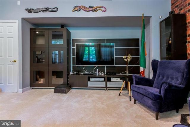 2519 GADSBY PL, Alexandria, VA 22311