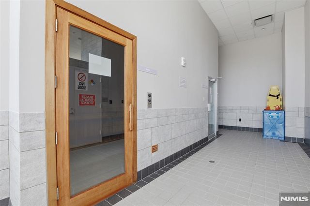 20 Newport Parkway 2012, Jersey City, NJ 07310
