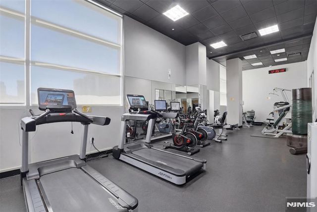 20 Newport Parkway 2012, Jersey City, NJ 07310
