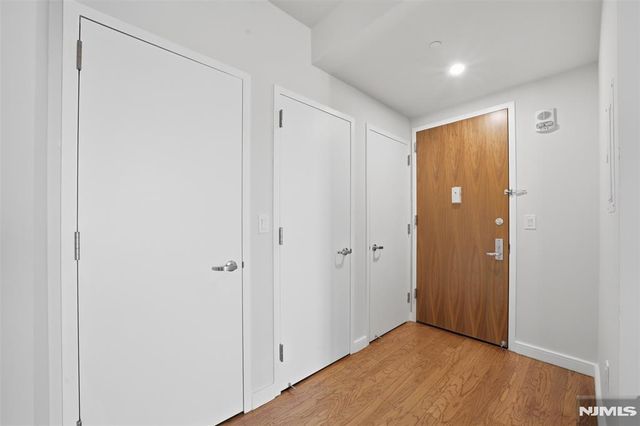 20 Newport Parkway 2012, Jersey City, NJ 07310