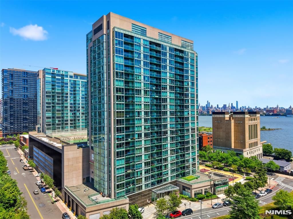 20 Newport Parkway 2012, Jersey City, NJ 07310