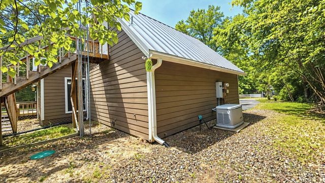153 Candlelight Cove, Holly Lake Ranch, TX 75765