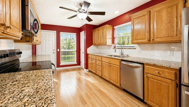 153 Candlelight Cove, Holly Lake Ranch, TX 75765