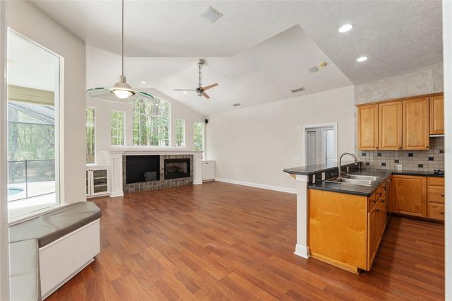 10511 SW 17TH PLACE, Gainesville, FL 32607