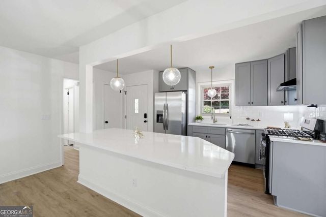 2880 Sherwood Road SE, Smyrna, GA 30082