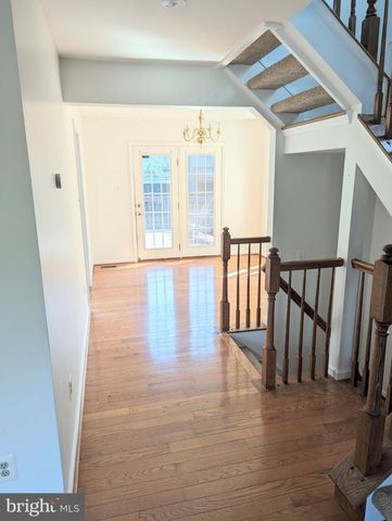 46582 BROADSPEAR TER, Sterling, VA 20165