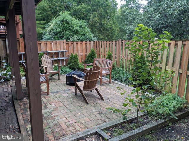 46582 BROADSPEAR TER, Sterling, VA 20165