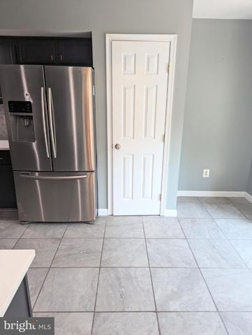 46582 BROADSPEAR TER, Sterling, VA 20165