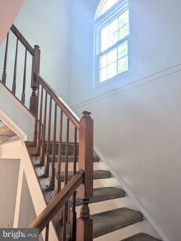 46582 BROADSPEAR TER, Sterling, VA 20165