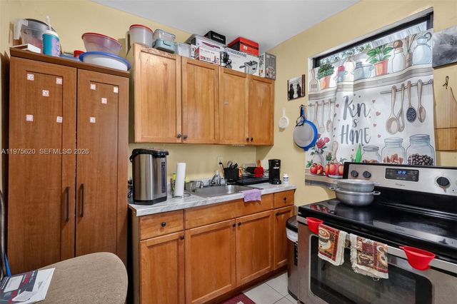 834 NW 115th St, Miami, FL 33168