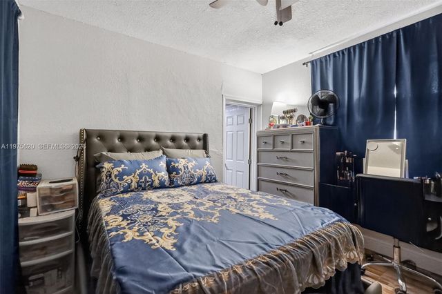 834 NW 115th St, Miami, FL 33168