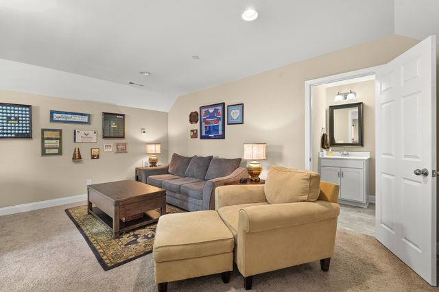 638 Weybridge Dr, Nolensville, TN 37135