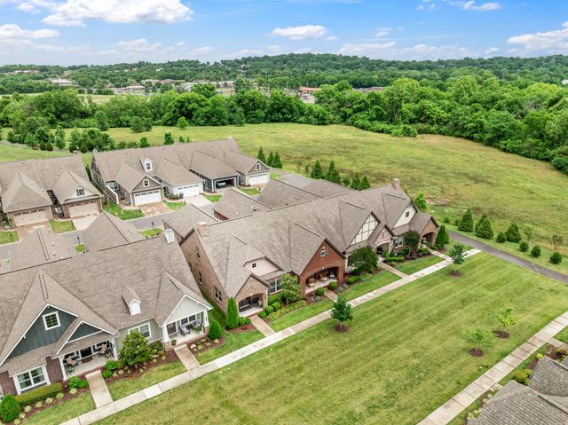 638 Weybridge Dr, Nolensville, TN 37135