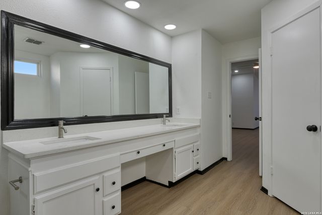 3218 JENKINS DR, San Antonio, TX 78247