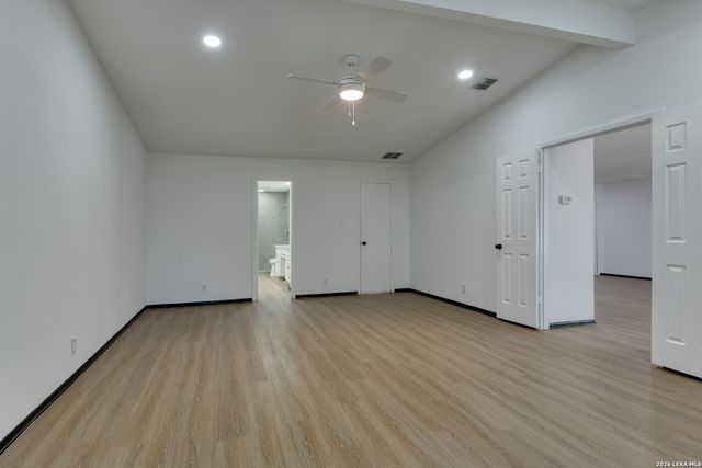 3218 JENKINS DR, San Antonio, TX 78247