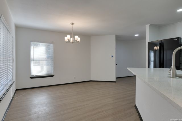 3218 JENKINS DR, San Antonio, TX 78247