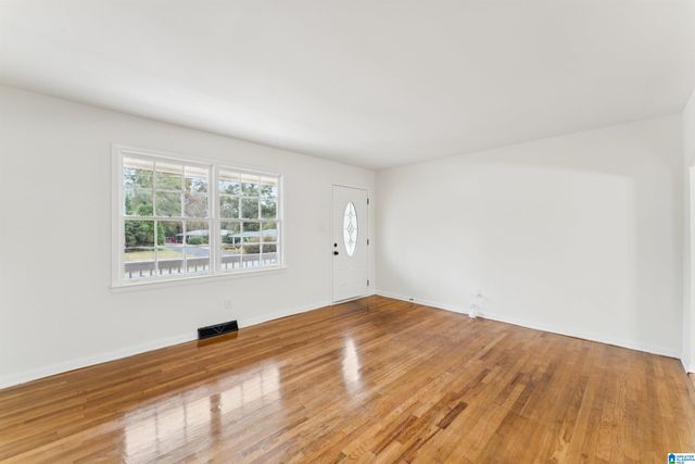 3366 CRESCENT DRIVE, Hueytown, AL 35023