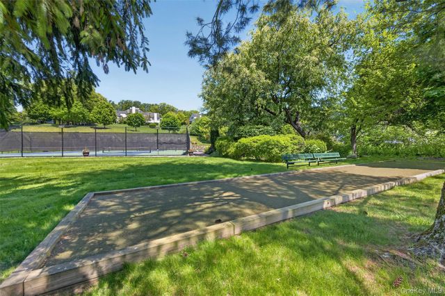 17 Ingleside Lane 31B, White Plains, NY 10605