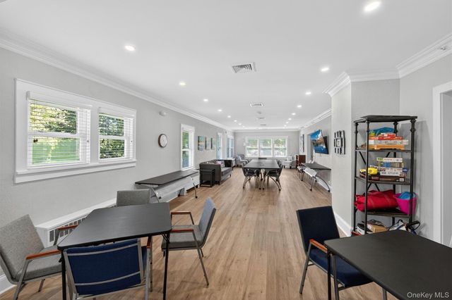 17 Ingleside Lane 31B, White Plains, NY 10605
