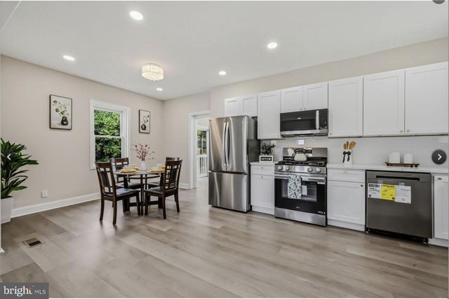 109 CLEVELAND AVE, Wilmington, DE 19803