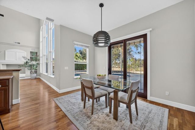 1511 Heredia Dr, Roseville, CA 95747
