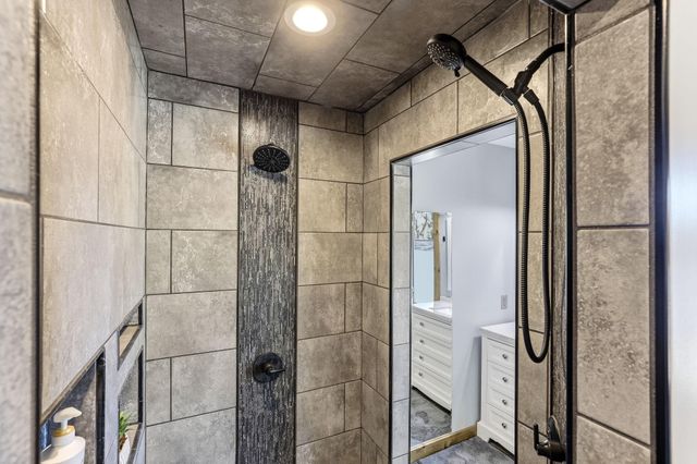13676 Marigold Street NW, Andover, MN 55304