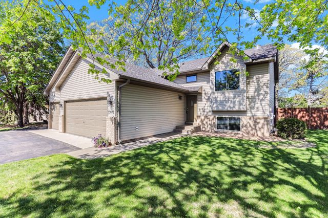 13676 Marigold Street NW, Andover, MN 55304