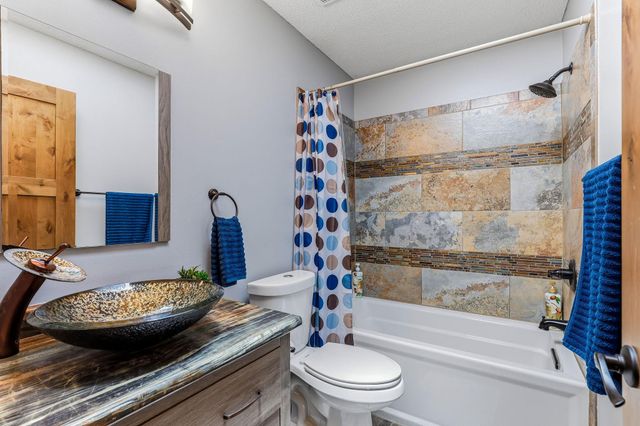 13676 Marigold Street NW, Andover, MN 55304