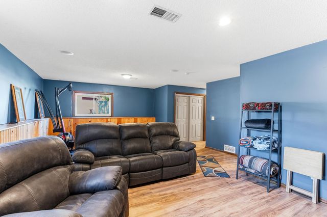 13676 Marigold Street NW, Andover, MN 55304