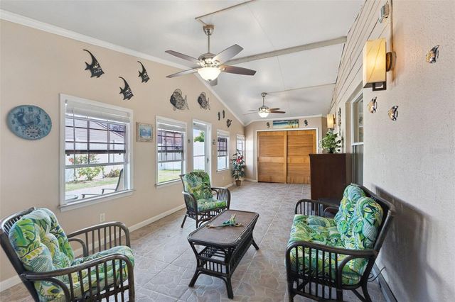 3136 CRANES COVE LOOP, Kissimmee, FL 34741