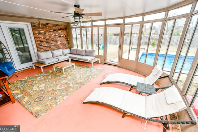 316 Meadowridge Drive, Warner Robins, GA 31093