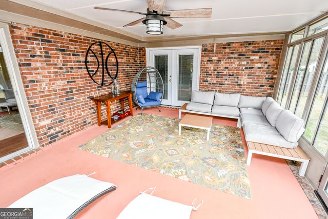 316 Meadowridge Drive, Warner Robins, GA 31093