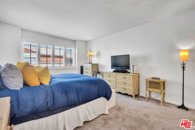 5674 Windsor Way 210, Culver City, CA 90230