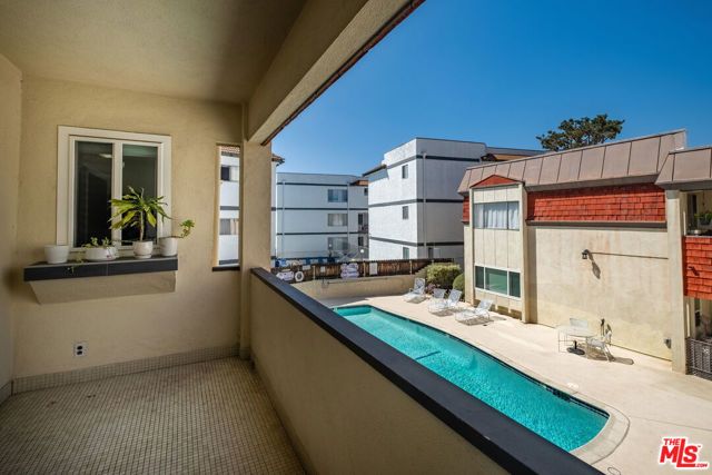 5674 Windsor Way 210, Culver City, CA 90230