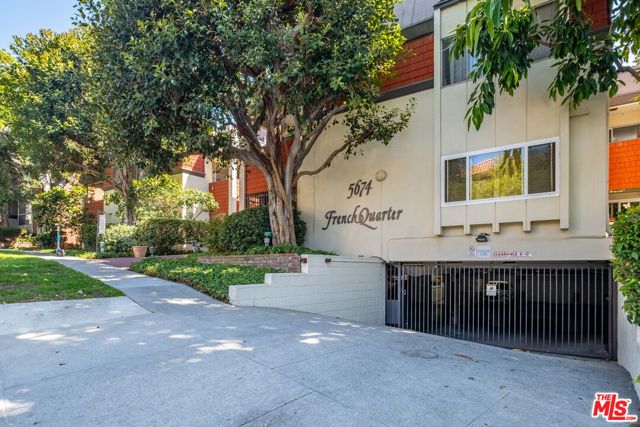 5674 Windsor Way 210, Culver City, CA 90230