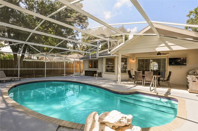 2635 LAKE LANDING BOULEVARD, Eustis, FL 32726
