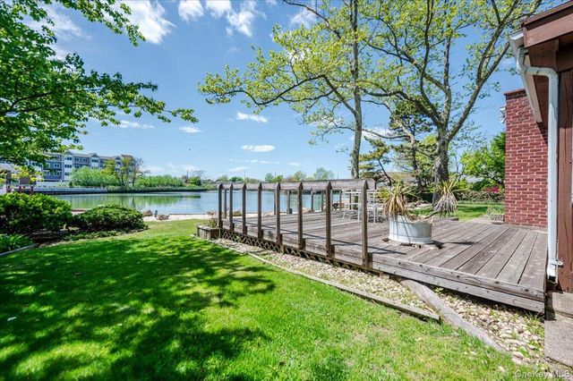 593 Pearl Street, Oceanside, NY 11572