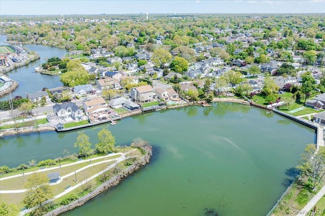 593 Pearl Street, Oceanside, NY 11572