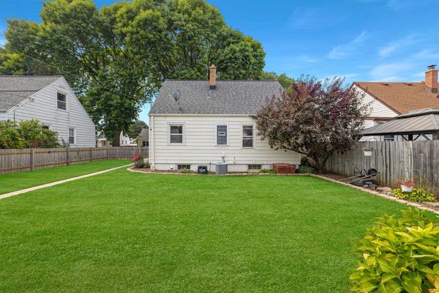 3528 S Herman STREET, Milwaukee, WI 53207