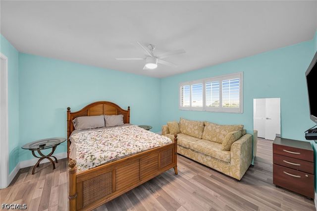 4260 SE 20th PL 401, Cape Coral, FL 33904