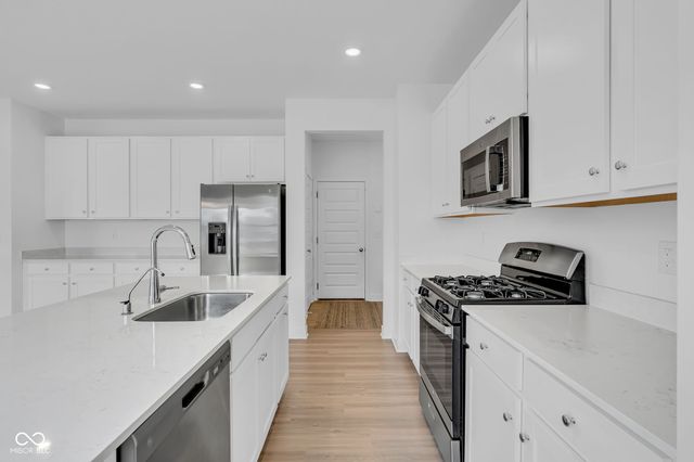 1254 Brighton Place, Avon, IN 46123