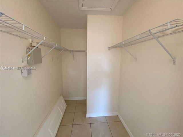 930 NE 34th Avenue 202, Homestead, FL 33033