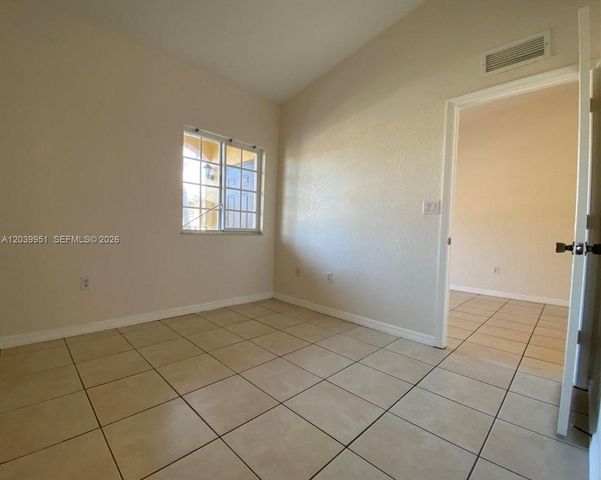 930 NE 34th Avenue 202, Homestead, FL 33033