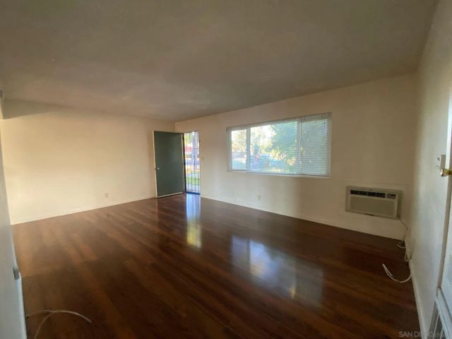253 N Cedar St, Escondido, CA 92025