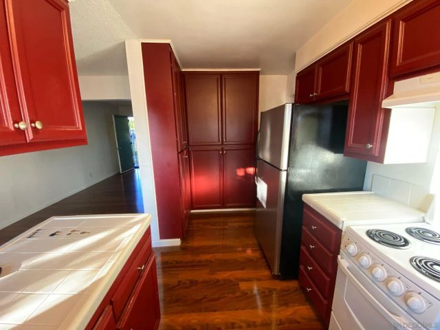 253 N Cedar St, Escondido, CA 92025