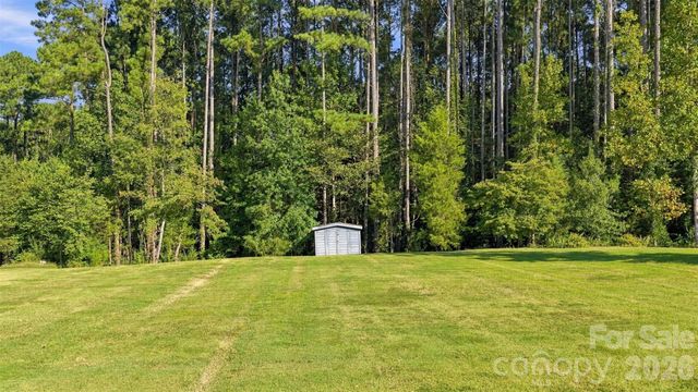 935 Killian Road, Stanley, NC 28164