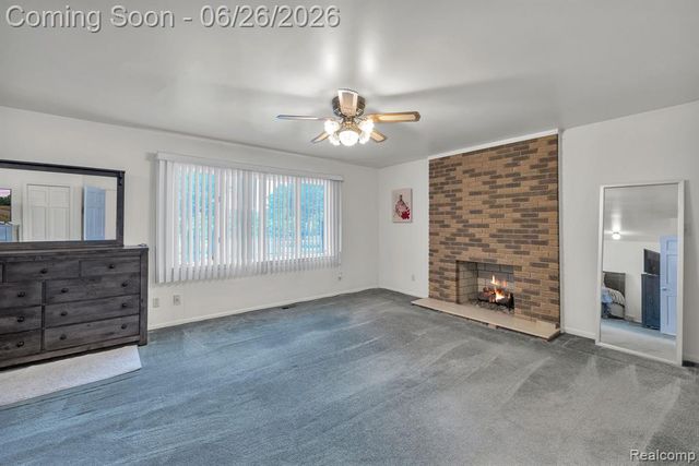 21362 Lahser Road, Southfield, MI 48033