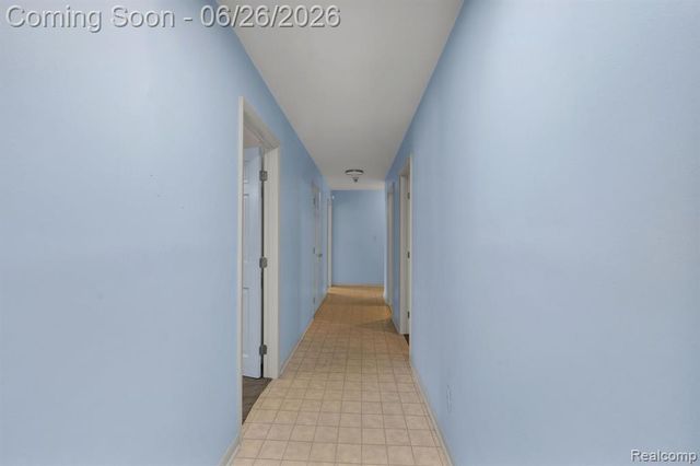21362 Lahser Road, Southfield, MI 48033