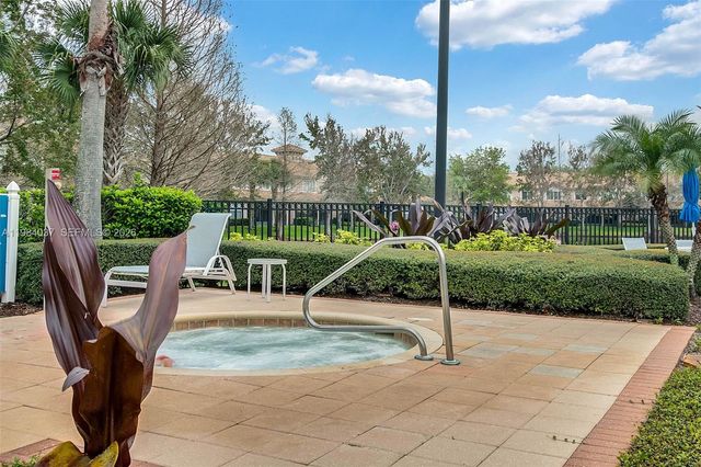 992 Leasder St, Other City - In The State Of Florida, FL 33896